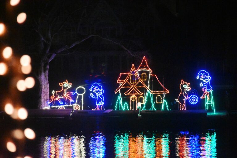 Santa Cruise Lake Geneva Wisconsin Christmas lights on the shore